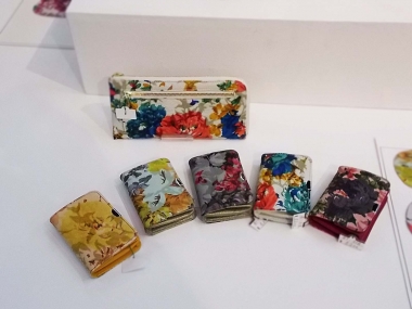 はるべ harube 東京展示会 たとかーふ クリスタル 財布 バッグ