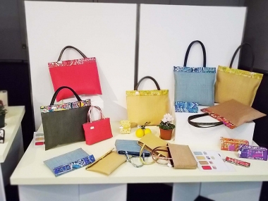 はるべ harube 東京展示会 たとかーふ クリスタル 財布 バッグ