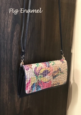 はるべ Harube Pigエナメルお財布ポシェット
