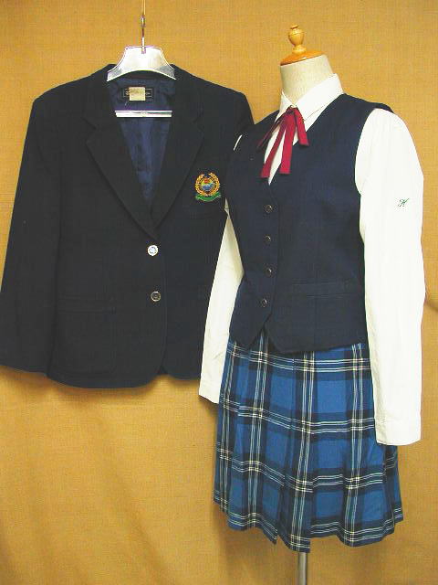 今日の学生制服の紹介は、白鵬女子高等学校です | 制服買い取り日誌