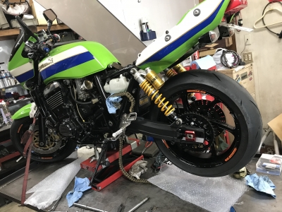 ZRX1100スイングアーム （ZRX1100－ストライカー！！黒。。 | オート 