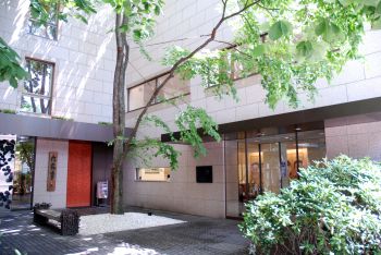 六花亭本店