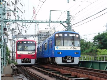 京急の踏切