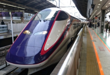 久々つばさに乗ります