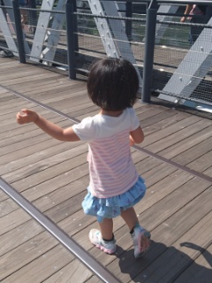 元線路を走る