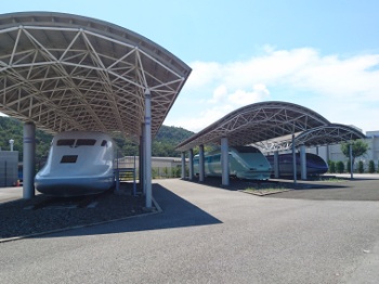 鉄道総研の新幹線保存場所