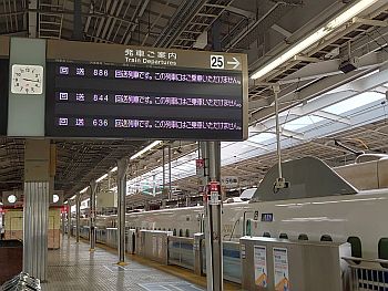 25番線,回送だらけ