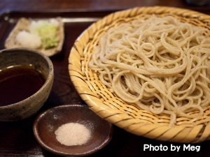 手臼粗碾霧下のそば切り