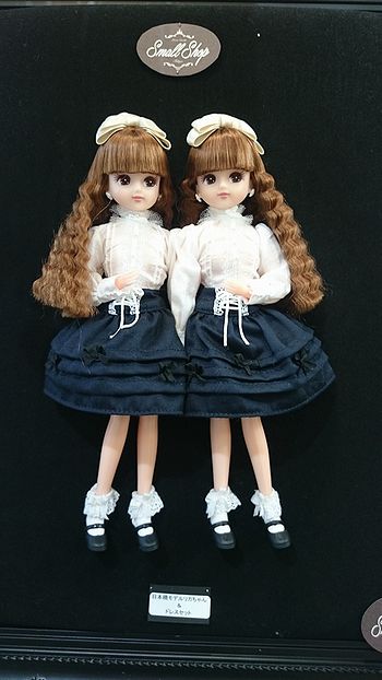 ナツメグ様専用 リカちゃんキャッスル&ちいさなお店 リカちゃん2体 ナツメグ様専用 リカちゃんキャッスル&ちいさなお店 リカちゃん2体