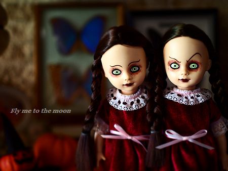 Living Dead Dolls HAZEL & HATTIE ２ | Fly Me To The Moon