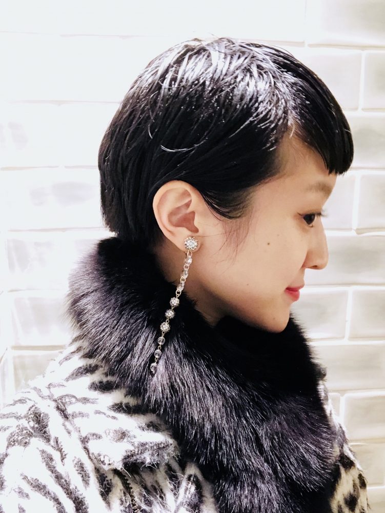 【JULICA ジュリカ】ジュエリーデザイナーゆり香のジュエリーとイヤリングのファッションコーデをご紹介、映画ドリス・ヴァン・ノッテンへ。