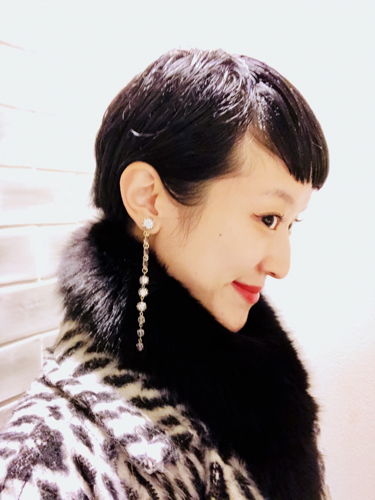【JULICA ジュリカ】ジュエリーデザイナーゆり香のジュエリーとイヤリングのファッションコーデをご紹介、映画ドリス・ヴァン・ノッテンへ。