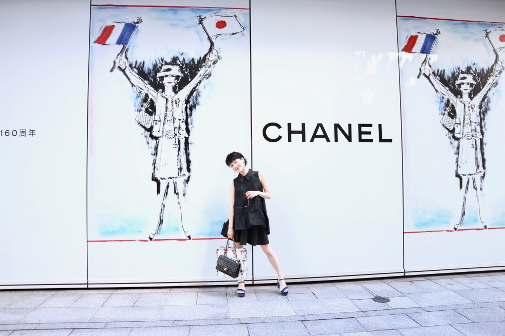 【JULICA ジュリカ】ジュエリーデザイナーゆり香のジュエリーとイヤリングのファッションコーデや大好きな銀座を紹介するブログです。銀座三越6Fデイビッドマイヤーズカフェ、シャネルにて。