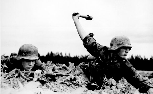 複製ドイツ軍M24柄付き手榴弾 | Chicago Blog