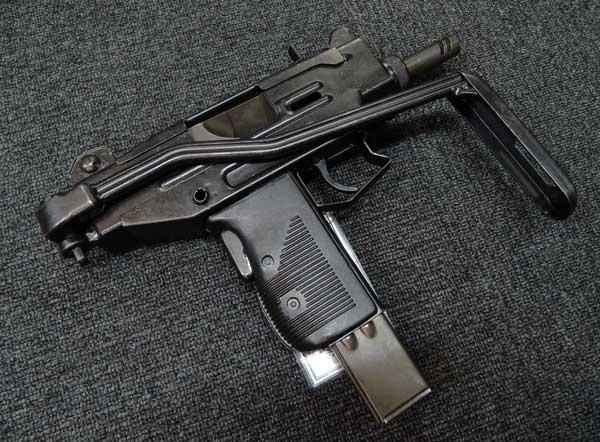 ちっさいUZI | Chicago Blog