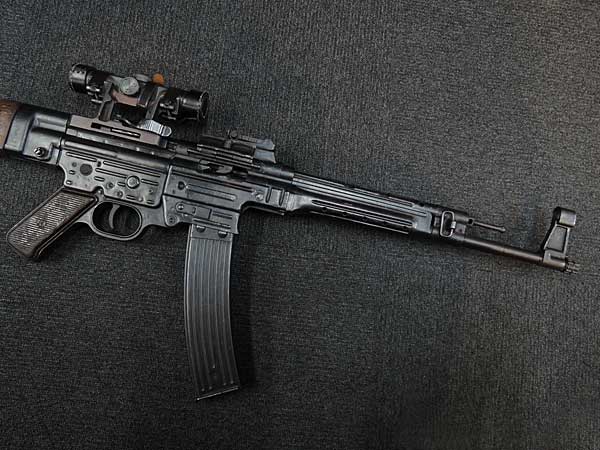 MP44とZF4 | Chicago Blog