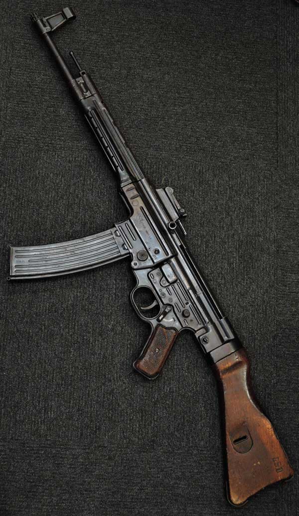 mp44様 Sturmgewehr44、またの名をMP44 | Chicago Blog