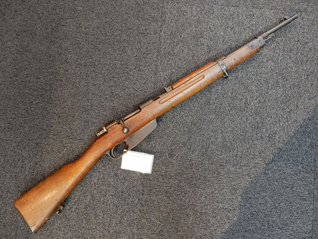 軽いけど歴史の重みは感じるカルカノ M1891/38 短小銃 | Chicago