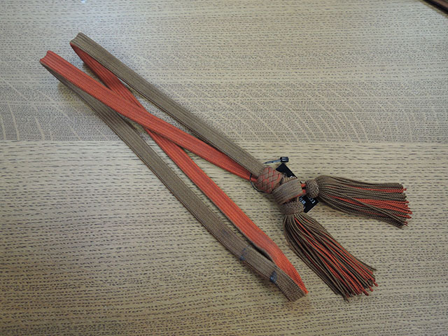 軍刀に必須のアクセサリーTHE゛刀緒゛ | Chicago Blog