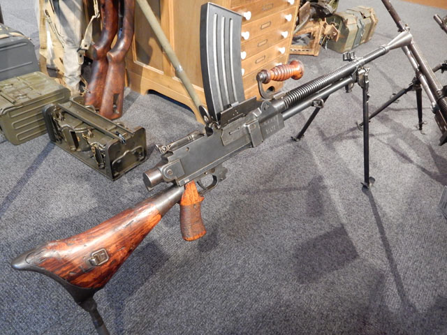 lowzy36 マドセン機関銃/ブレン軽機関銃の革マガジンケース WW2