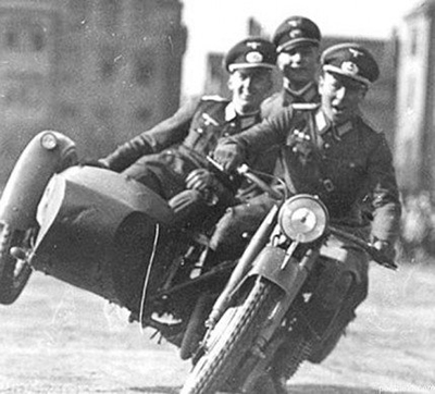 イギリス軍の伝統？ ジャーキン・ベスト | Chicago Blog