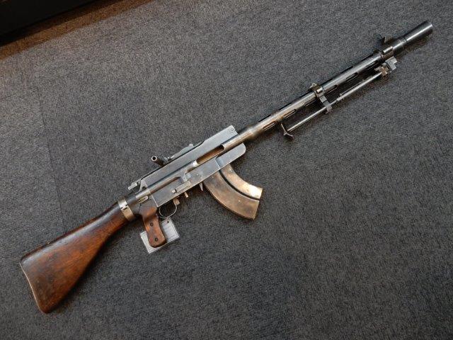 嗚呼!魅惑のサロランタ!「ラティ L.S. 26 軽機関銃」 Chicago Blog