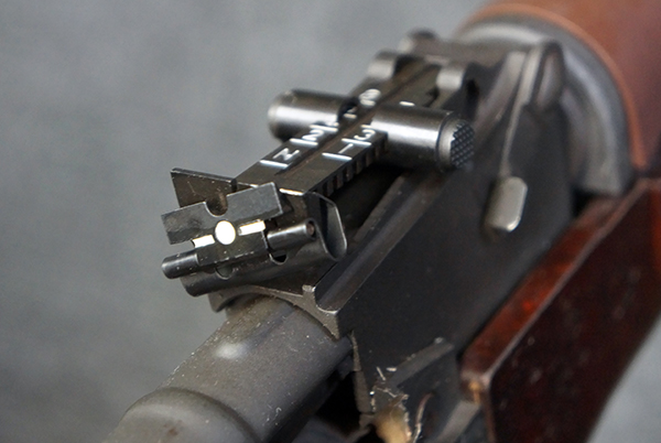 東ドイツ軍　mpi(AK)用リアサイト　未使用 東ドイツ 実物 MPi-KMS-72 プラスチック製ハンドガード LCT VFC AK GHK