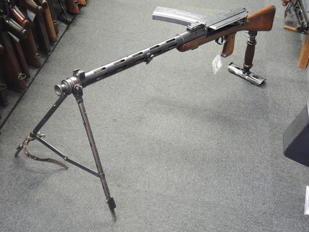 組み替えれば動きが出てこれまた良し Lmg25 | Chicago Blog