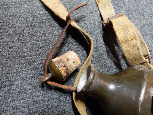 日本陸軍 旧式水筒 昭和期再生型 | Chicago Blog 日本陸軍 旧式水筒 昭和期再生型 | Chicago Blog