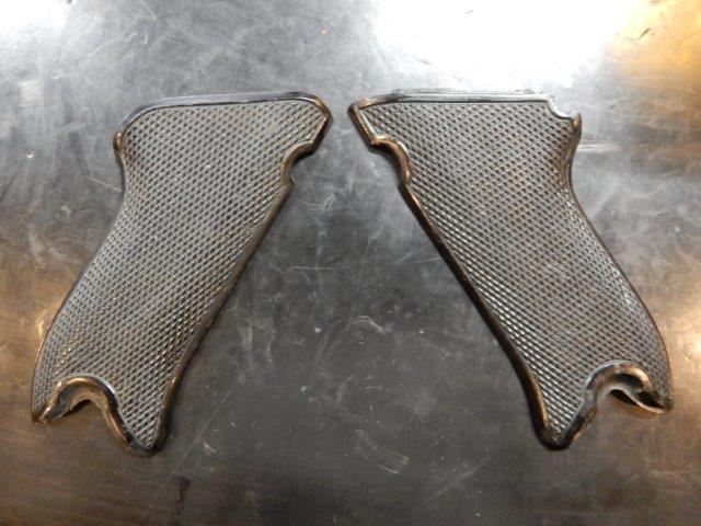 ルガーP08 グリップ・パネル (ベークライト製) | Chicago Blog