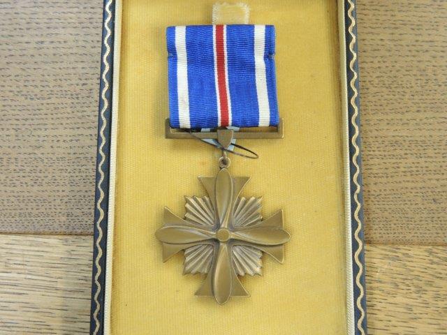 米軍殊勲飛行十字章　Distinguished Flying Cross