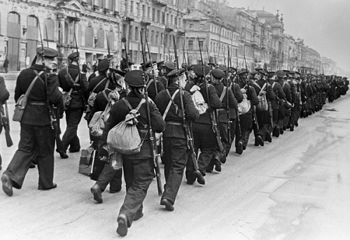 東京/大阪店ともにラスト各1挺！モシンナガンM1944騎兵銃