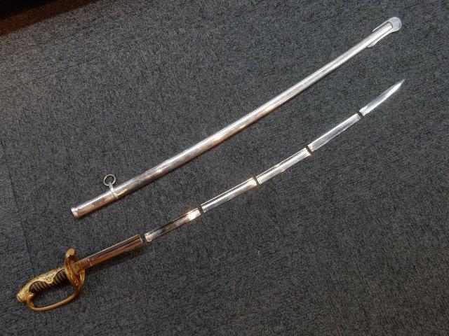 何かハイカラ?日本陸軍尉官用指揮刀 | Chicago Blog 注文送料無料 当時物・実物・極美品 美し過ぎる逸品 指揮刀 佐官用 日本陸軍 個人装備