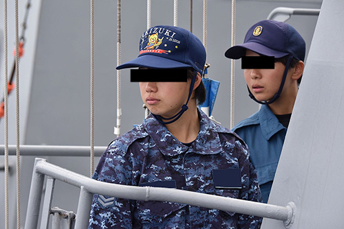 追加でアメリカ海軍作業服 (NWU) のセット2点をヤフオクに出品中