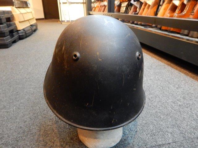 永世中立なスイス軍 M18ヘルメット | Chicago Blog