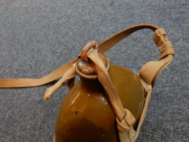 日本陸軍の九四式(乙)水筒 | Chicago Blog