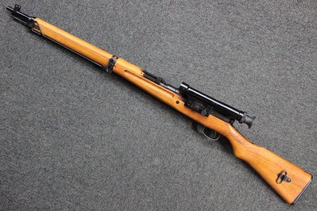 大阪店にて現在ヤフオクに日本軍モデルガン3点出品中です