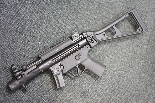 状態良好。ほぼ未使用。動作確認のみ。ＭＰ５ Zenith Firearms Z-5 (MP5 Type, NON SPORTER) CALIFORNIA LEGAL 9MM