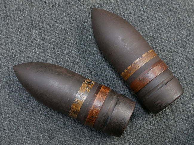 旧軍砲弾 (の弾頭) あります! | Chicago Blog