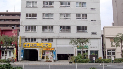 渡辺ビル外観