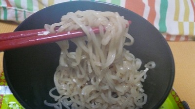 724 トムヤムラーメン いただきます