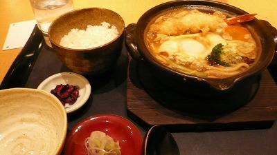 866 つづらお 鍋焼きカレーうどんセット