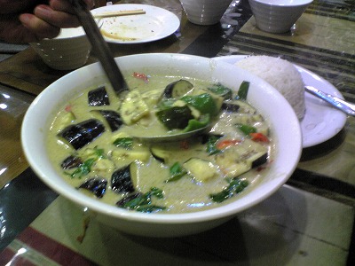 946 LuanKaowSwai グリーンカレー