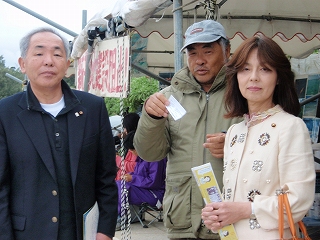 移転反対派の方と
