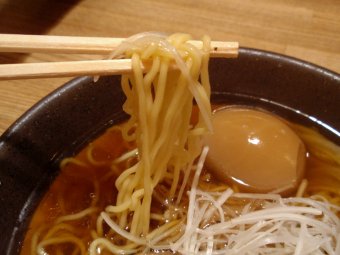 五大力らーめん醬油麺アップ