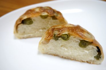 五色豆ごはんパン