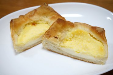 塩チーズケーキデニッシュ