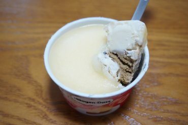 春摘み紅茶香る白桃のタルト