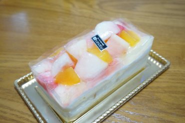 桃のショートケーキ