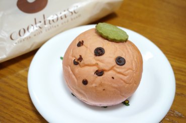 苺の大福パン